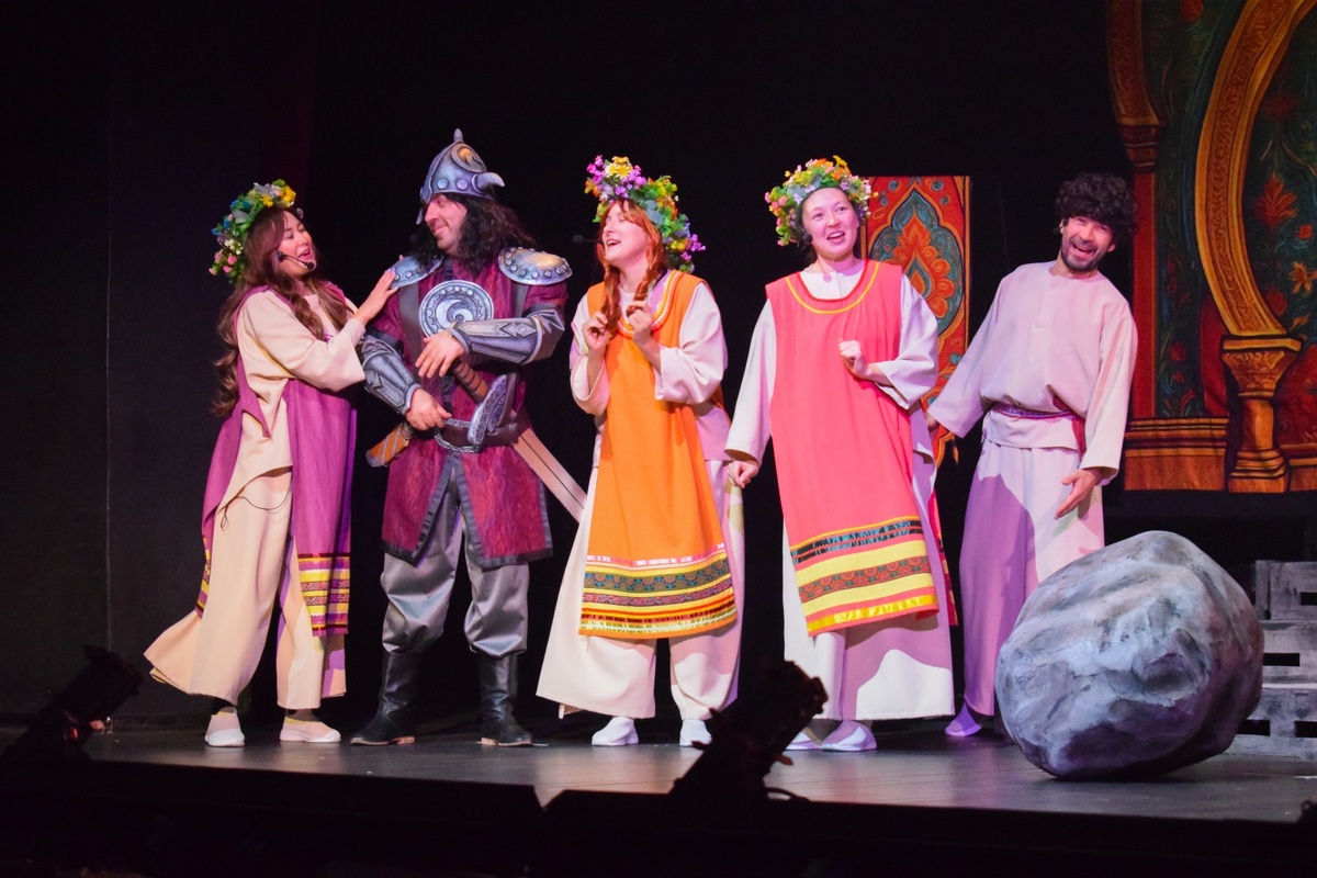 ФОТО ИЗ АРХИВА БАШКИРСКОГО ТЕАТРА КУКОЛ