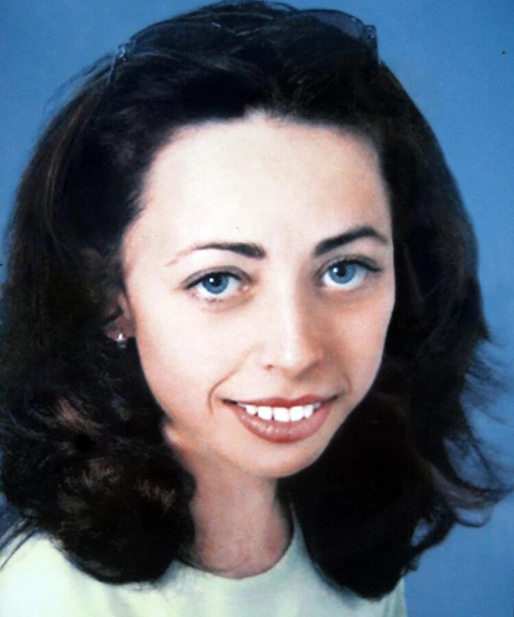 Юля стала тележурналистом. Фото из архива Анатолия Петешина