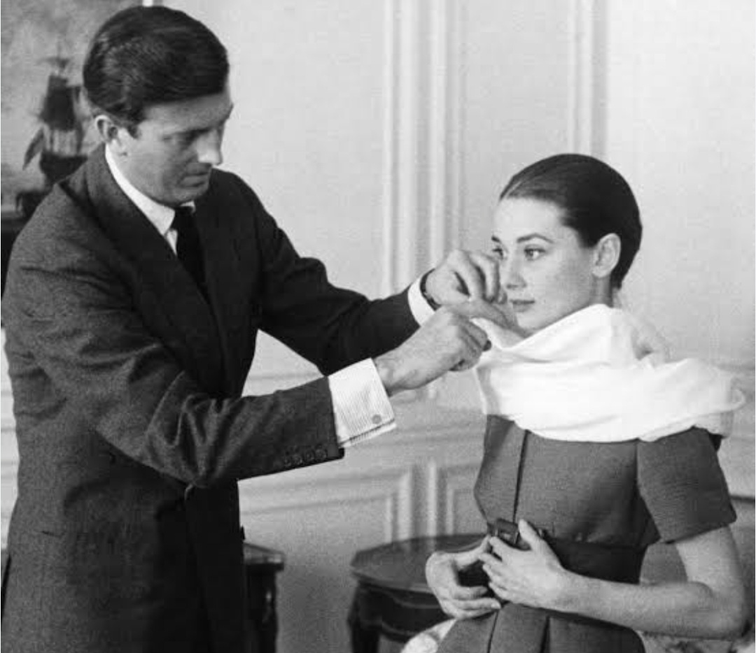 Юбер де Живанши и Одри Хепберн. Материал: Vogue.