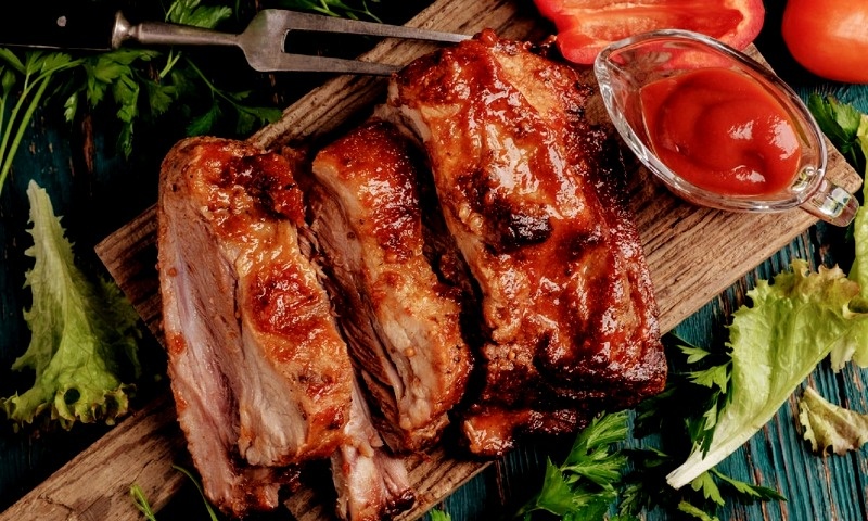 Сочные свиниые ребрышки