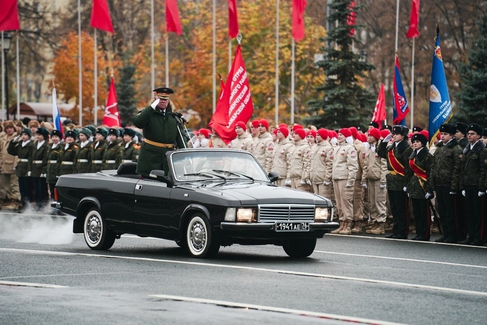    В этом году парад объединил более 7,5 тысячи участников. Светлана МАКОВЕЕВА