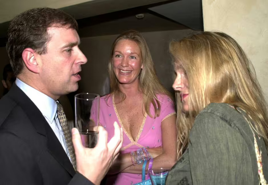 Эндрю вышел на публику с Эммой Гиббс на вечеринке моделей поло. Фото: Getty Images