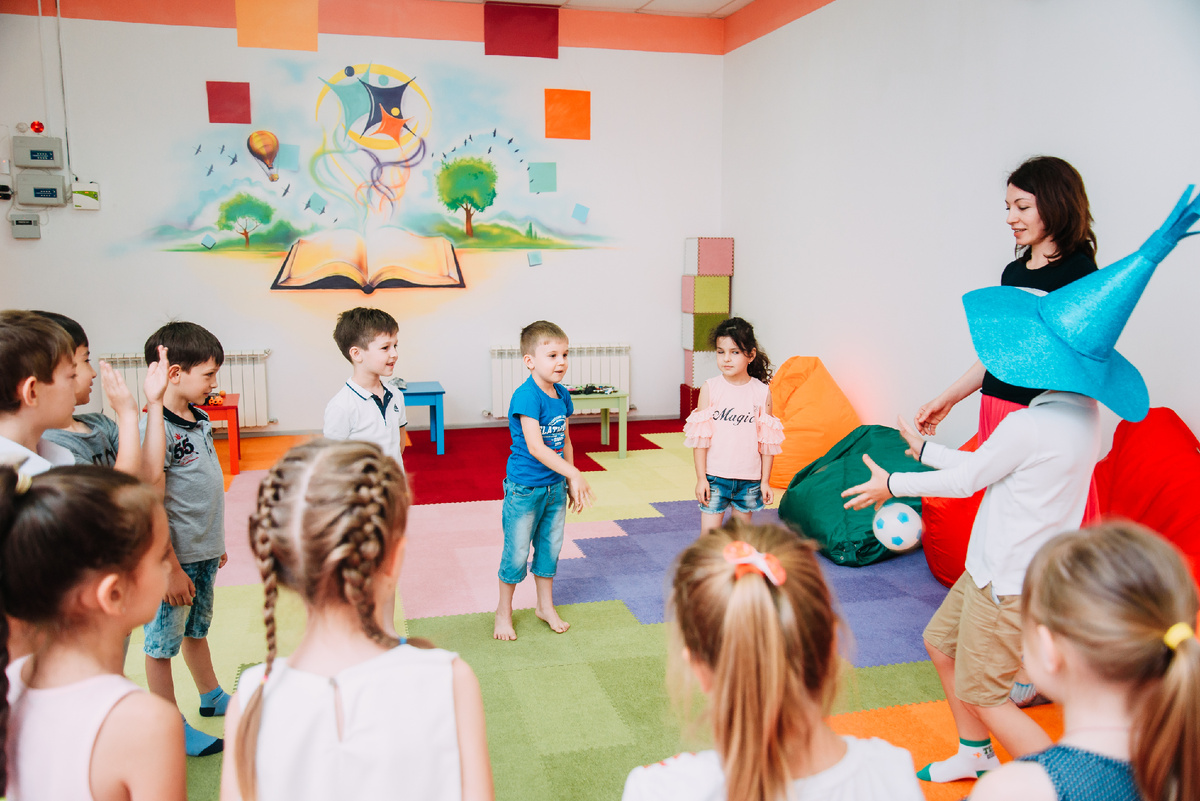 Игры с Незнайкой.