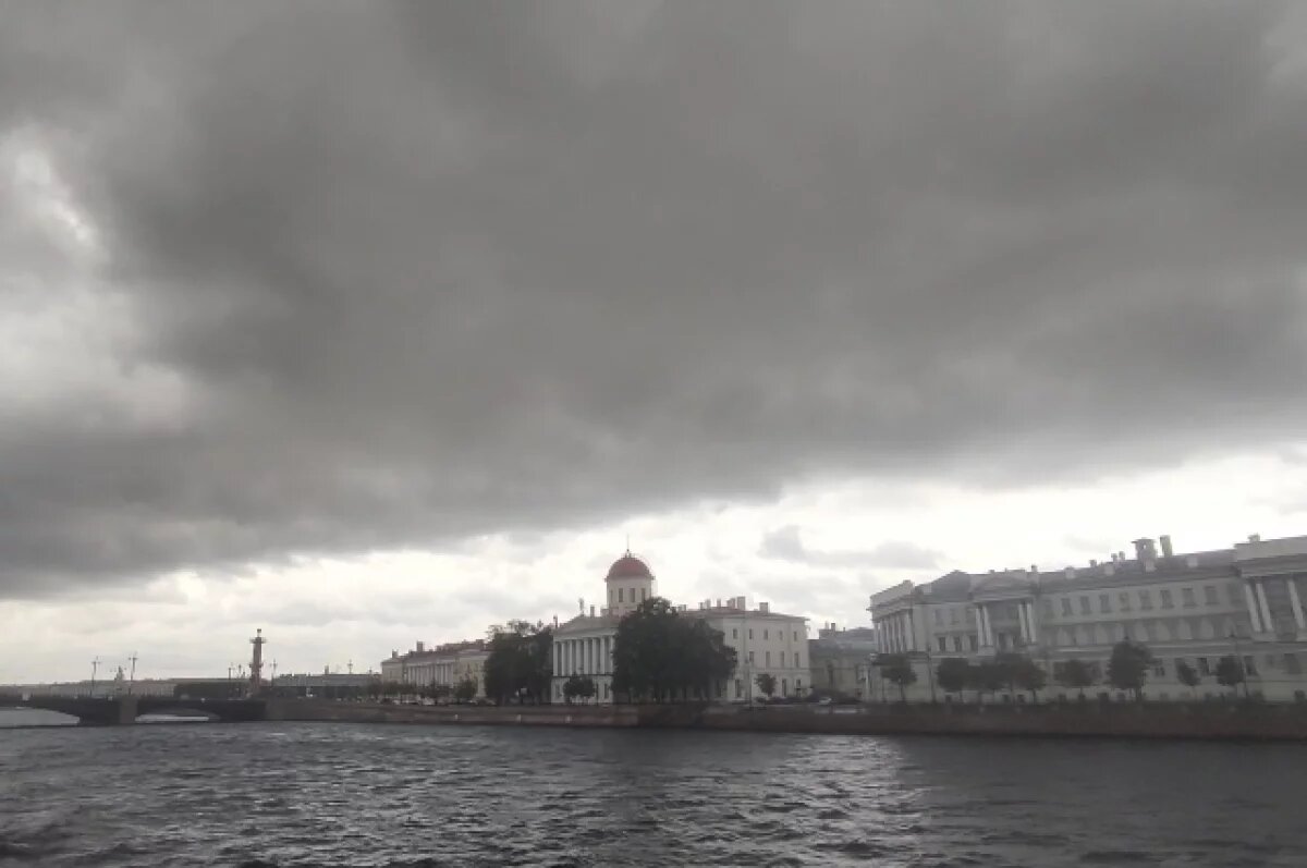    Погода в Петербурге в ноябре: дожди, мокрый снег и утренние туманы