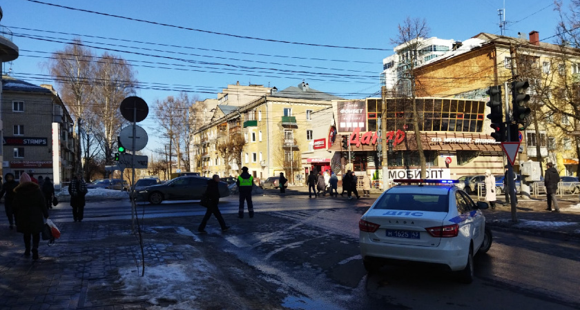    В Кирове временно перекроют движение на улице Спортивной в Лянгасово