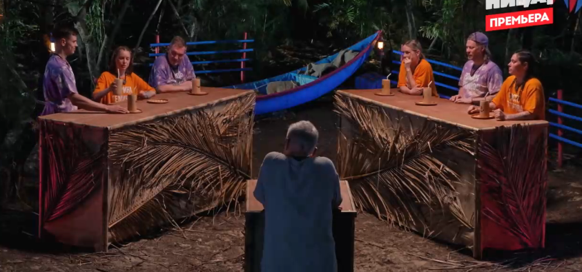 Кадр из шоу "Выживалити. Змееловы" 07.11.25