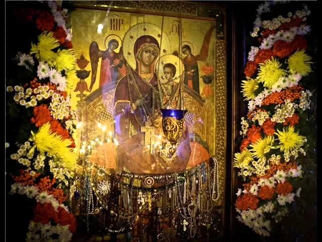 Молилась за маму у иконы Пресвятой Богородицы "Всецарица"