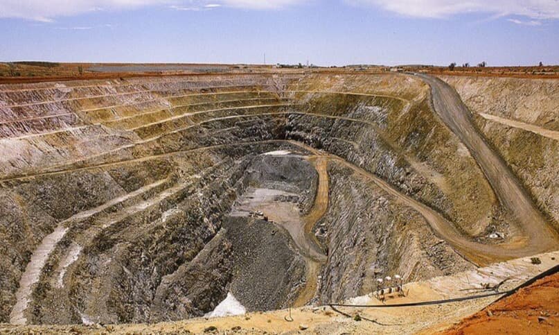 Росатом возобновляет проект «Большой Элькон», чтобы обеспечить страну ураном на века