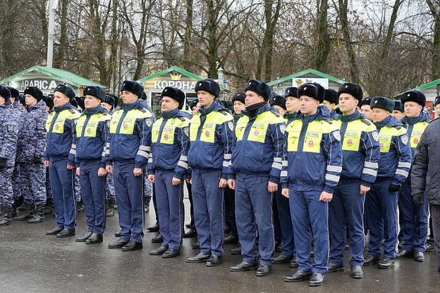    Губернатор передал кировским полицейским новую мототехнику