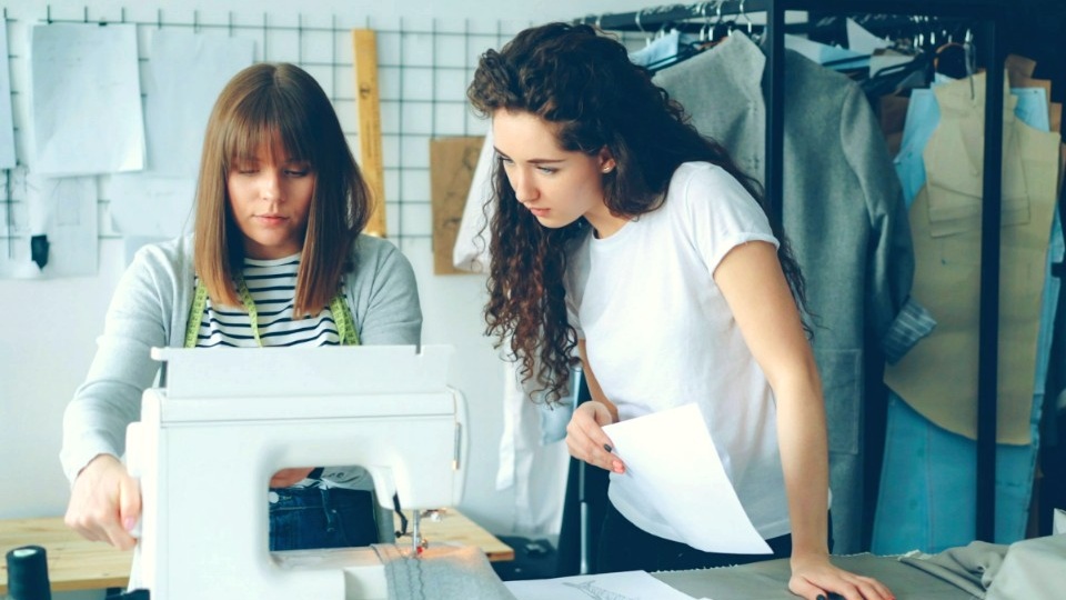 Сколько придется зарабатывать на один пенсионный балл в 2026 году: Правительство утвердило новое значение предельной базы