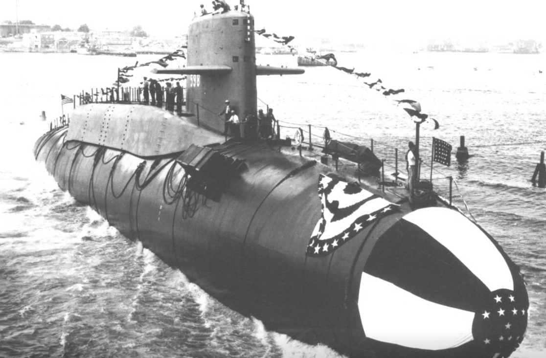 Американская ПЛАРБ SSBN 598 "Джордж Вашингтон" во время церемонии спуска на воду, 9 июня 1959 года