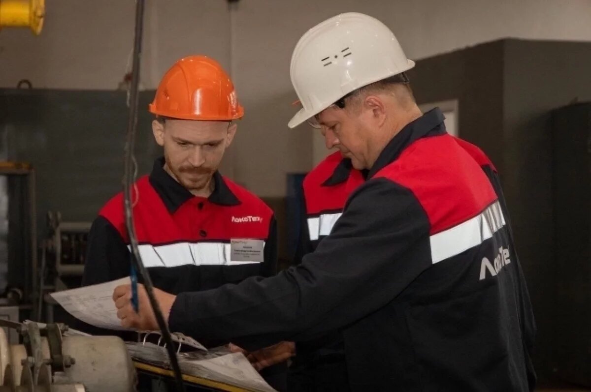    В работе людям помогают технологии.