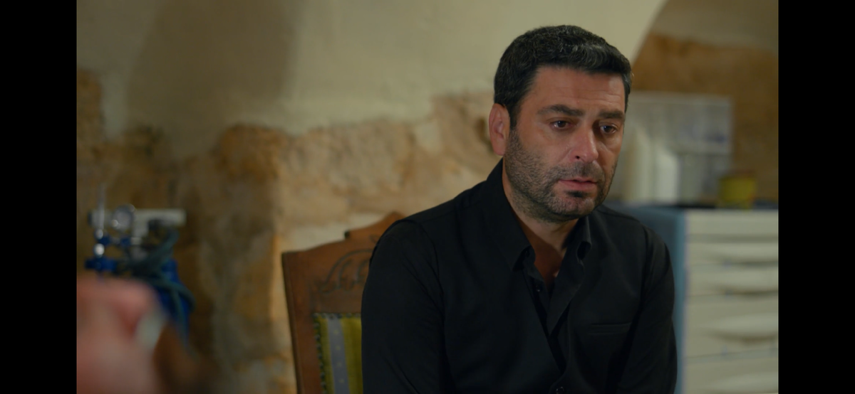 Стоп кадр из сериала «Далёкий город»