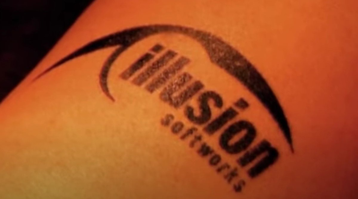 Логотип студии Illusion Softworks из загрузочного ролика Mafia: The City of Lost Heaven