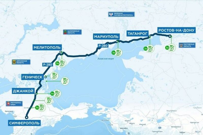 Путь, которым могут ехать электромобили и гибриды, усеян электрическими заправками