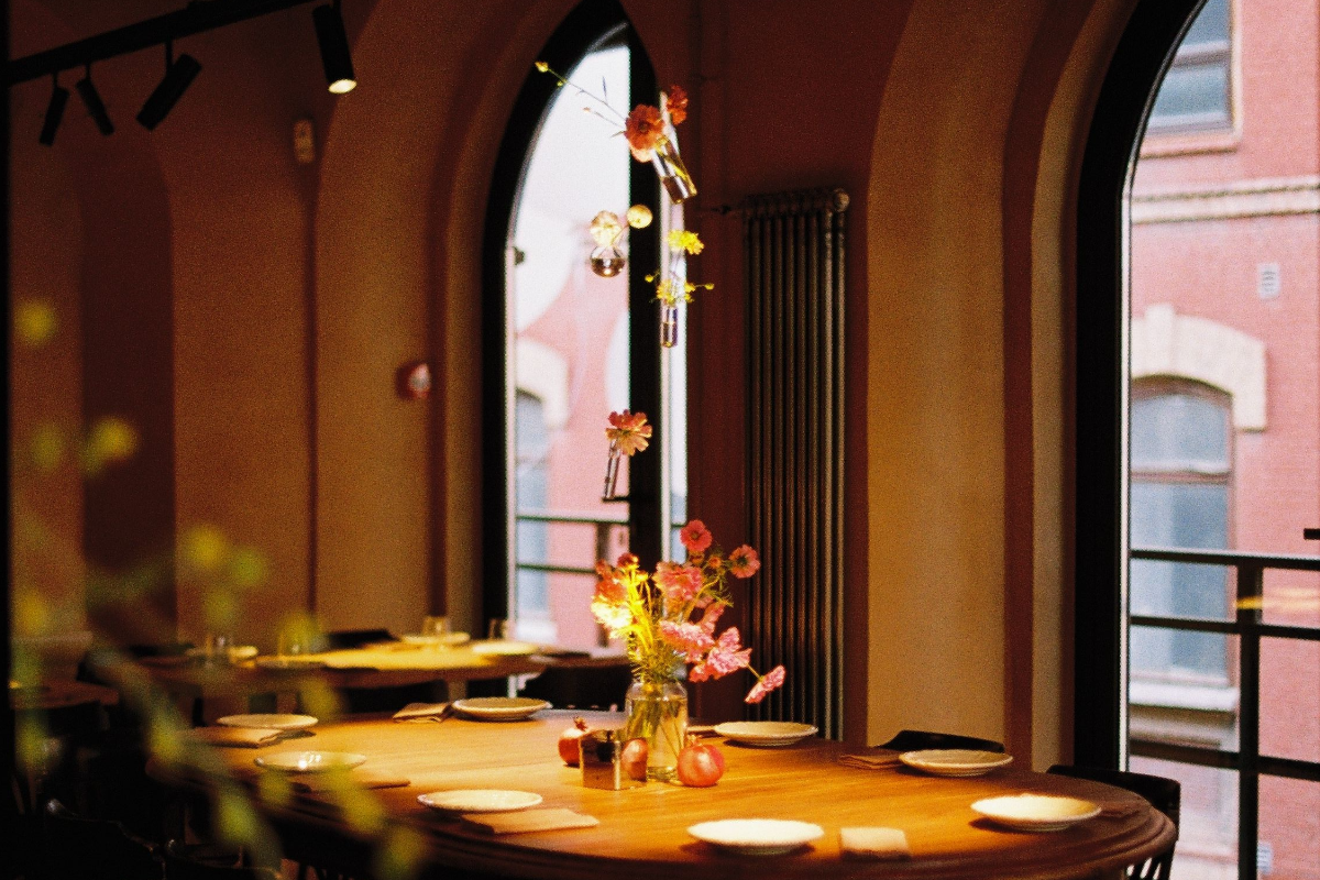 Интерьер ресторана «За крышей»