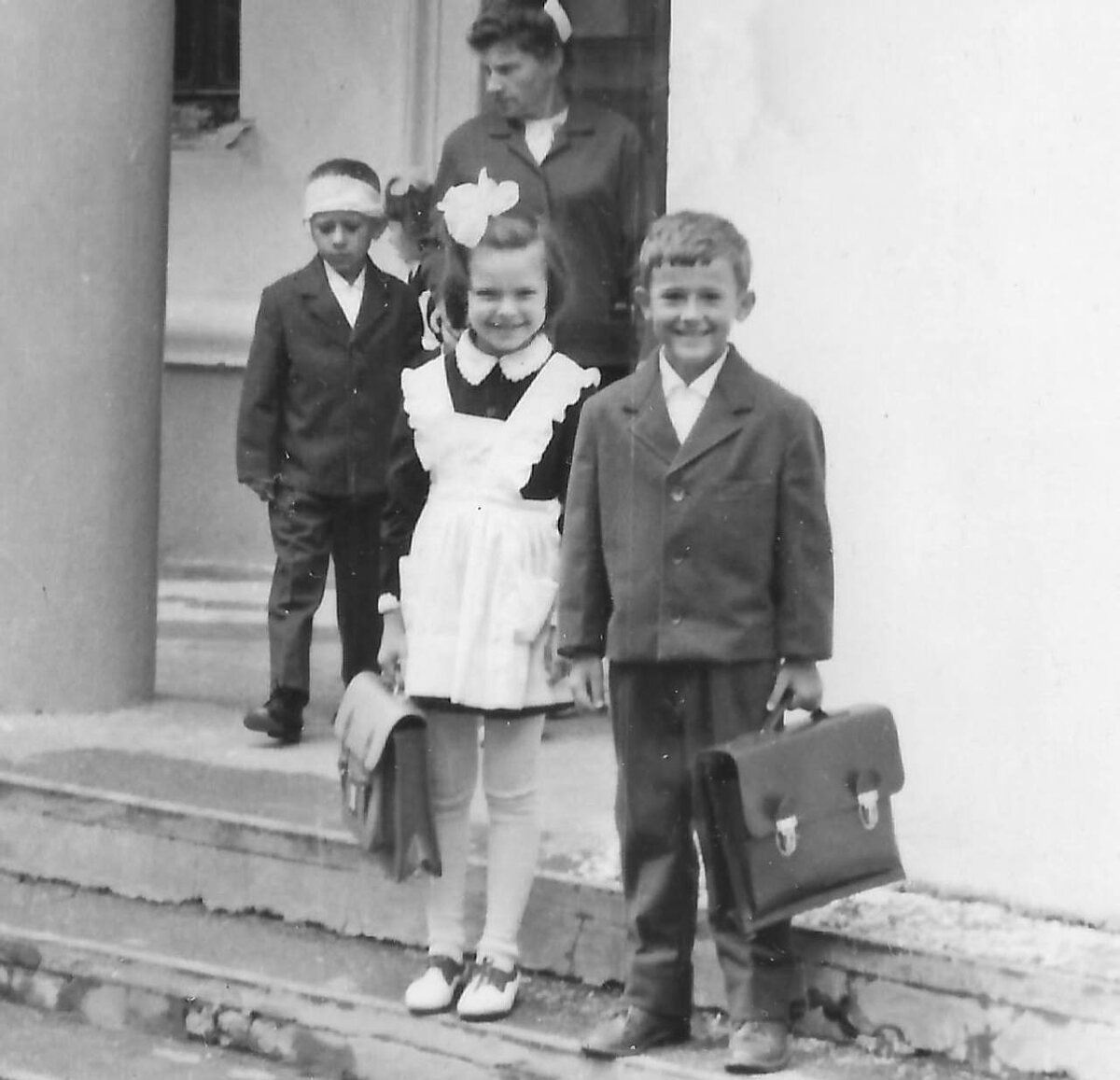    "Олег Меньшиков в детстве. Фото: Instagram*"