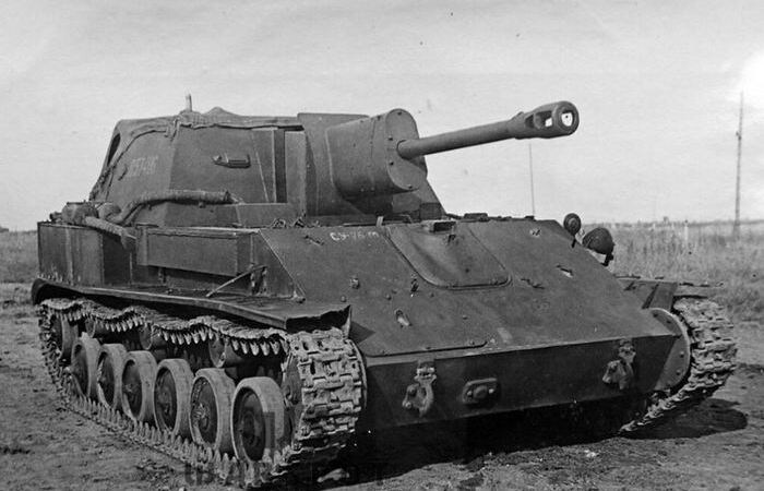 Сухарик - герой войны.