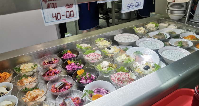    Салаты из СССР, которые перестали готовить напрасно: 5 забытых рецептов на новогодний стол