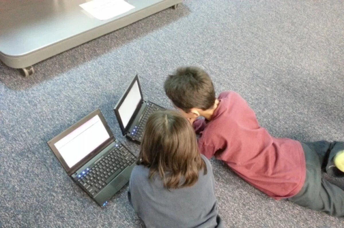    В Дании согласовали план о запрете соцсетей для детей