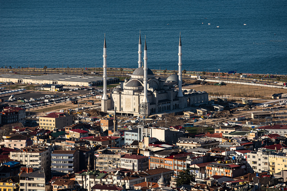    Edgar Breshchanov/Global Look Press