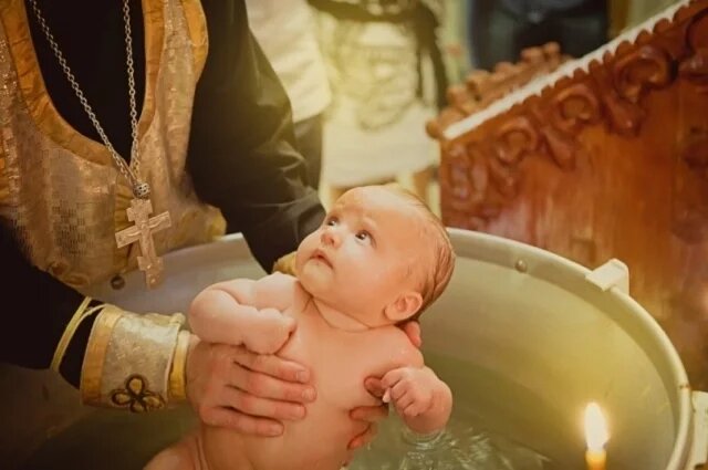    Можно ли крестить детей от суррогатной матери?