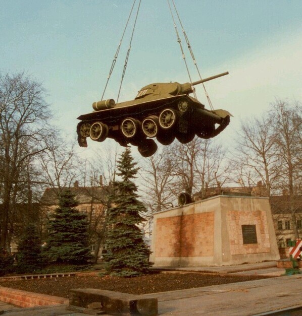 ГСВГ, 1992 год, гарнизон Гримма...