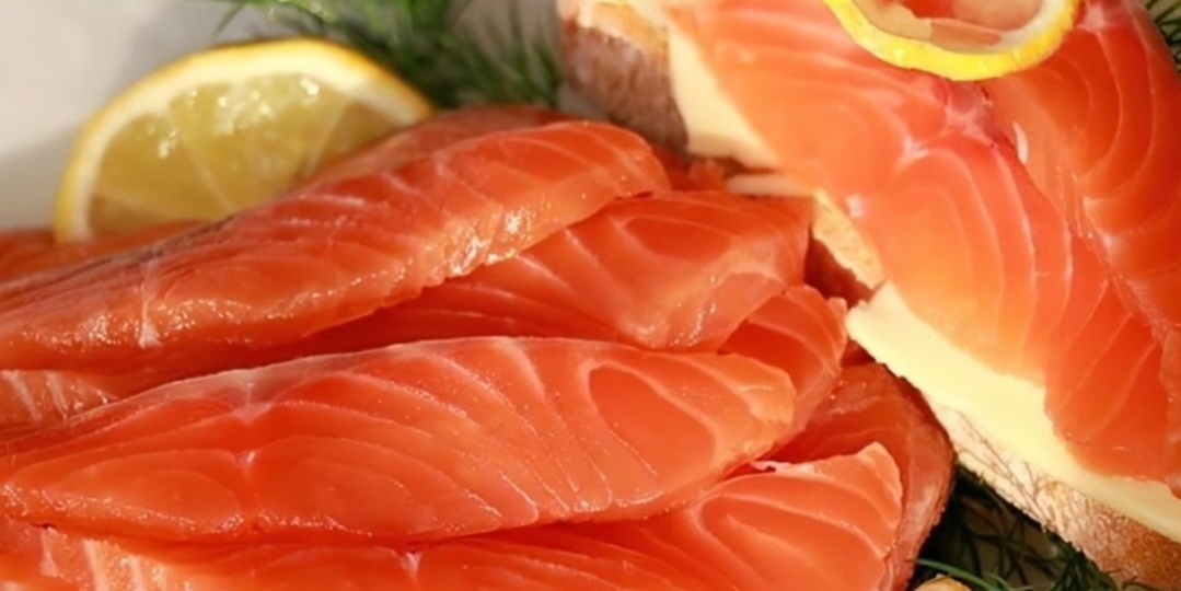 Как я научилась солить красную рыбу дома