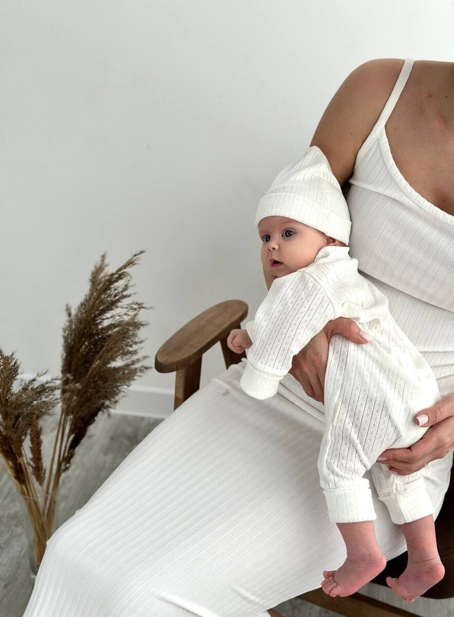 Ажурный комбинезон с малышом @tatomi_kids