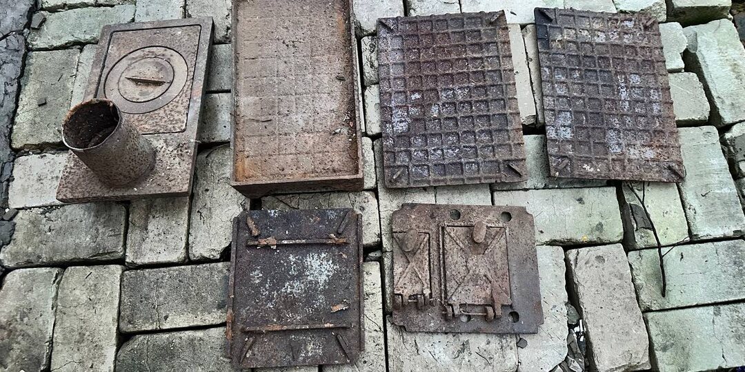 Посмотрите, что я выкупил у гастарбайтеров за 500 рублей: себе-бы лучше оставили, зима скоро.