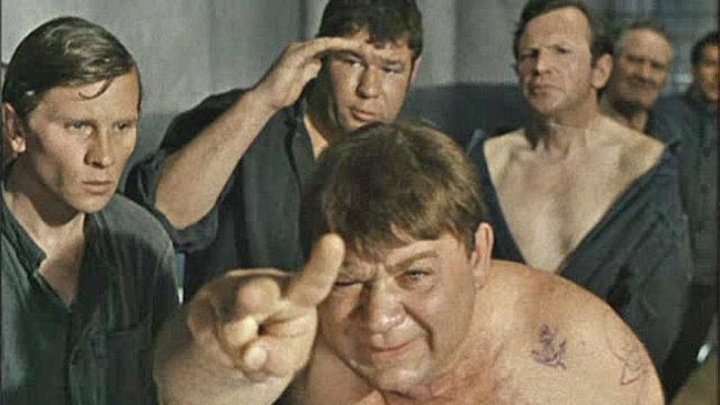    Над ролью вора-рецидивиста Евгений Леонов работал очень тщательно. Кадр из фильма "Джентельмены удачи"