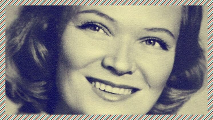 Красивая советская актриса Нина Меньшикова