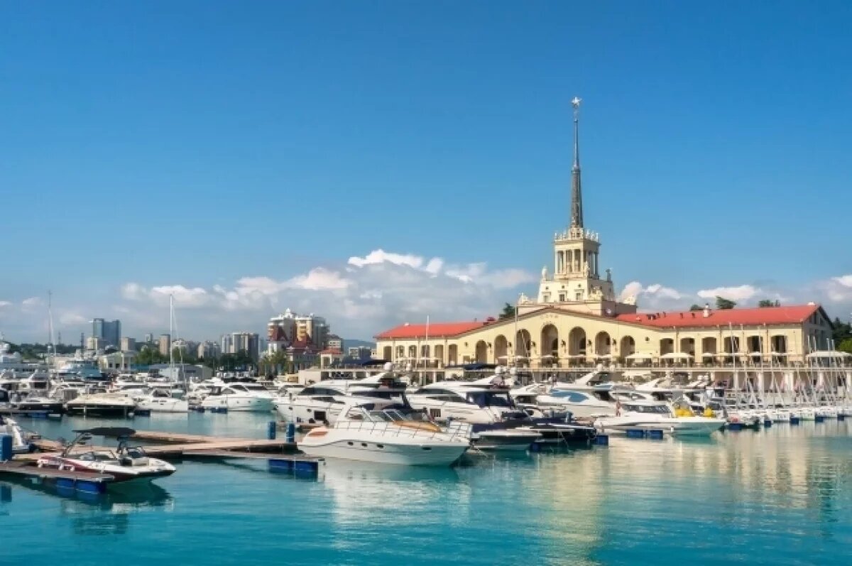    Пассажиры парома Трабзон – Сочи вторые сутки не могут сойти на берег