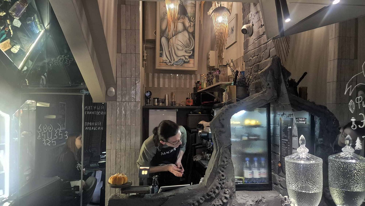 Кофейня очень маленькая и очень уютная