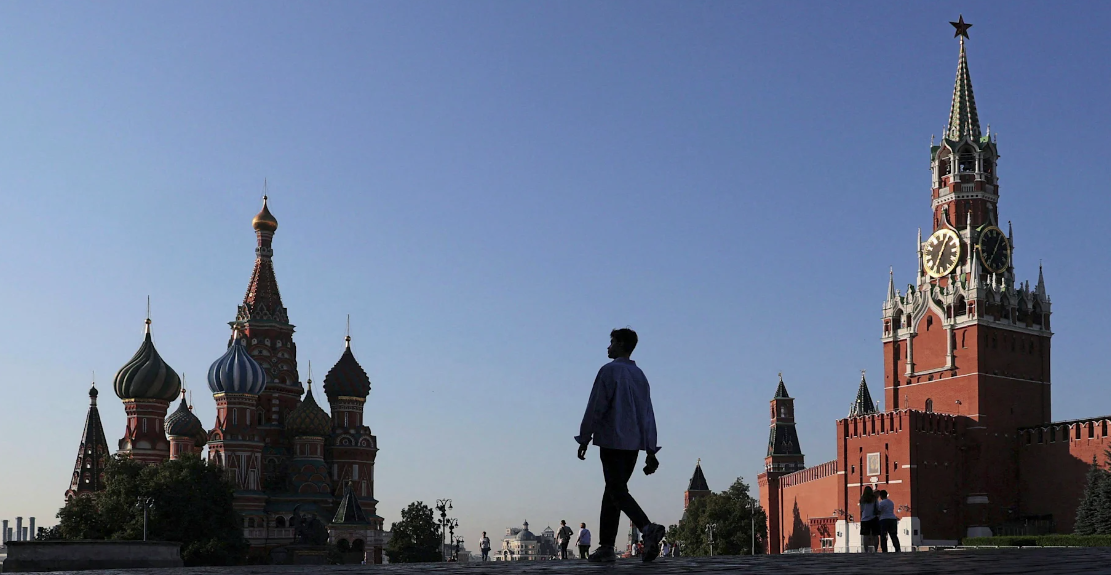 Правители в Кремле отгораживаются © Антон Ваганов / REUTERS / AVG /