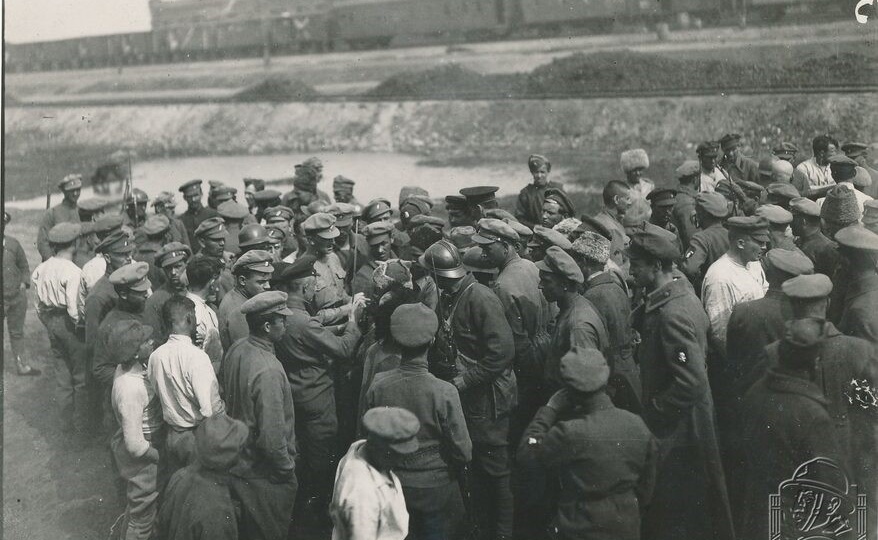 Красногвардейцы в плену у Колчака