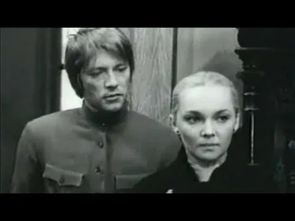 "РОждённая революцие"  Кадр из сериала   Из картинк Ядекса