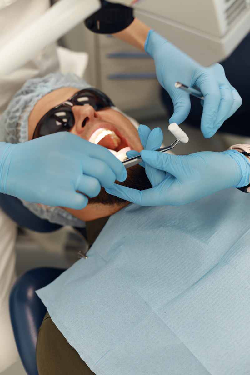 Фотография взята с сайта стоматологии Дмитрович Фэмили https://www.dmitrovich.ru/