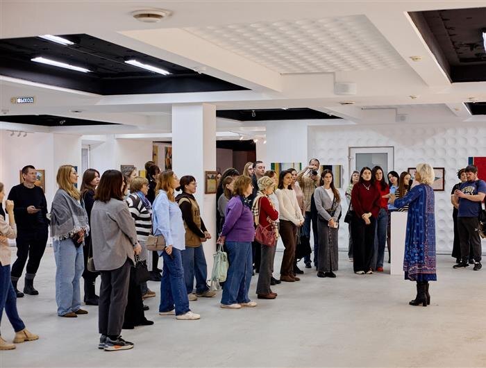    ФОТО: Культцентр "ЗИМ Галерея"