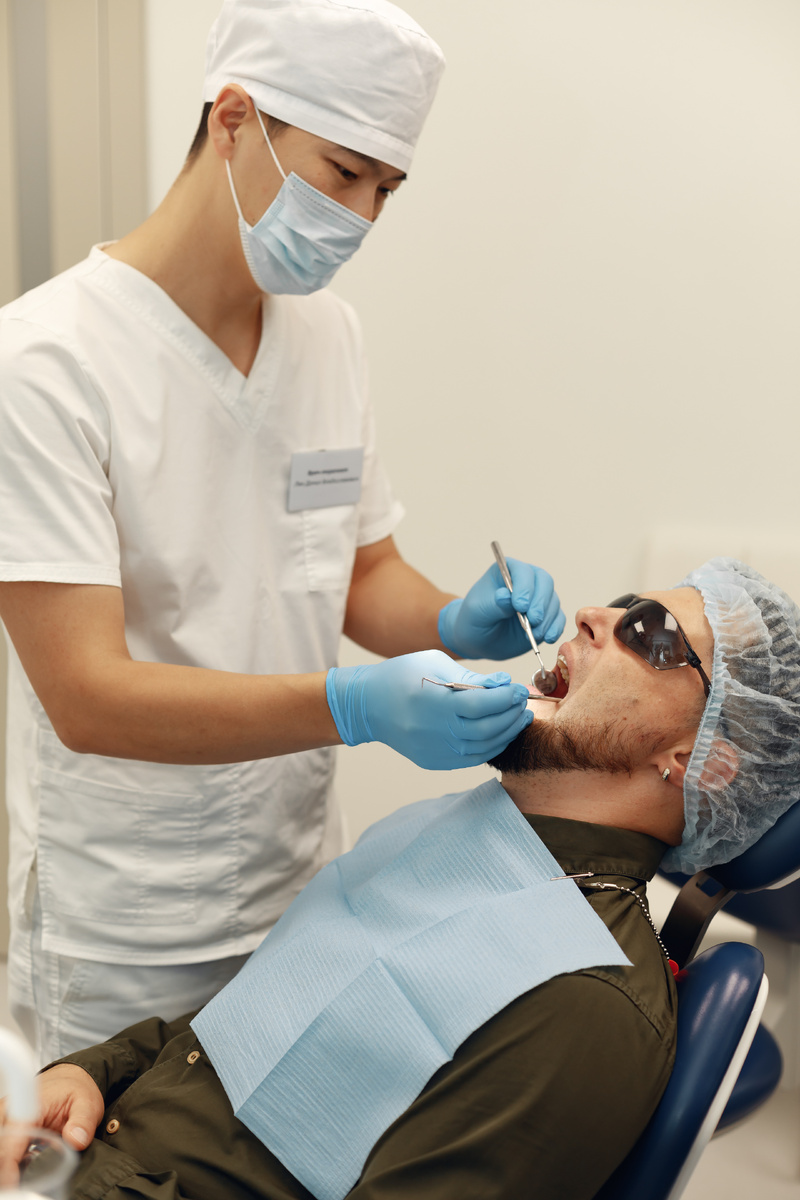 Фотография взята с сайта стоматологии Дмитрович Фэмили https://www.dmitrovich.ru/