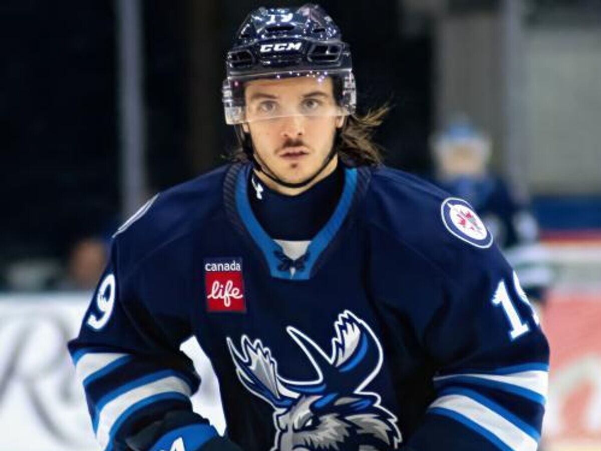    Никита Чибриков в форме "Манитоба Мус"© Фото : Социальные сети ХК "Манитоба Мус"