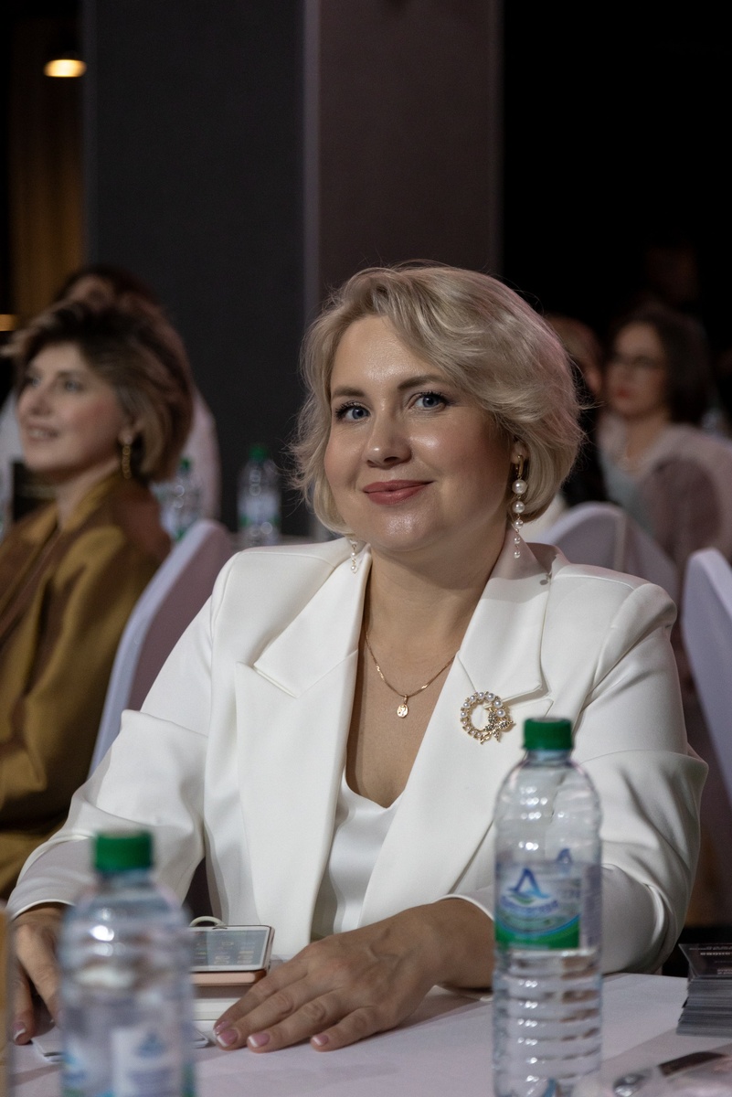 коуч, психолог для женщин экспертов и предпринимателей