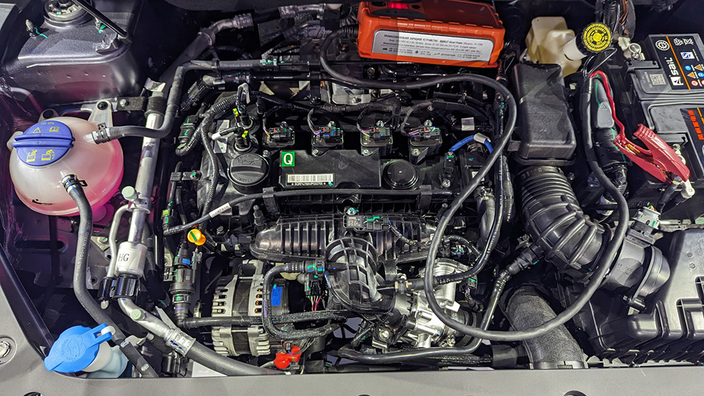 Подкапотное пространство Jetour X70