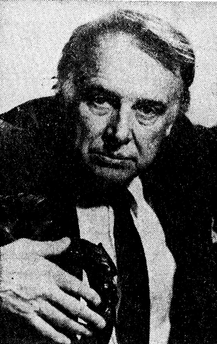 Иннокентий Смоктуновский,
народный артист СССР, лауреат Ленинской премии
