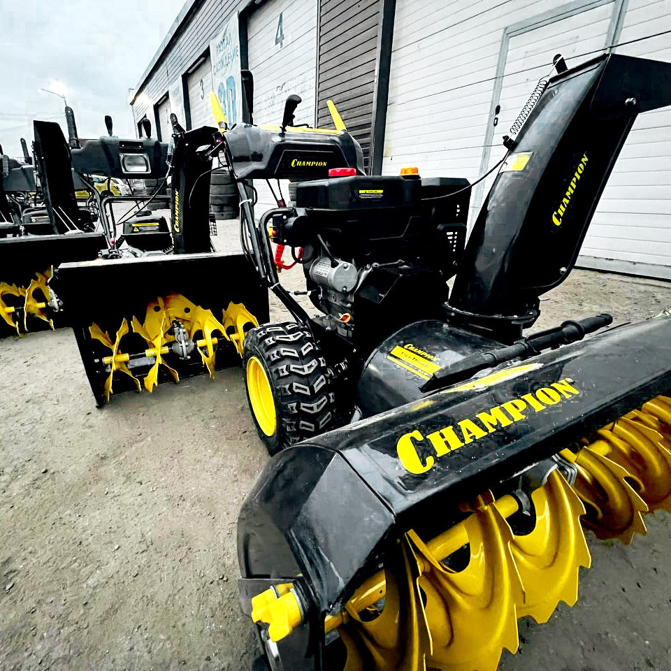 Снегоуборщики Champion на ремонте в Бензо-Мастер 