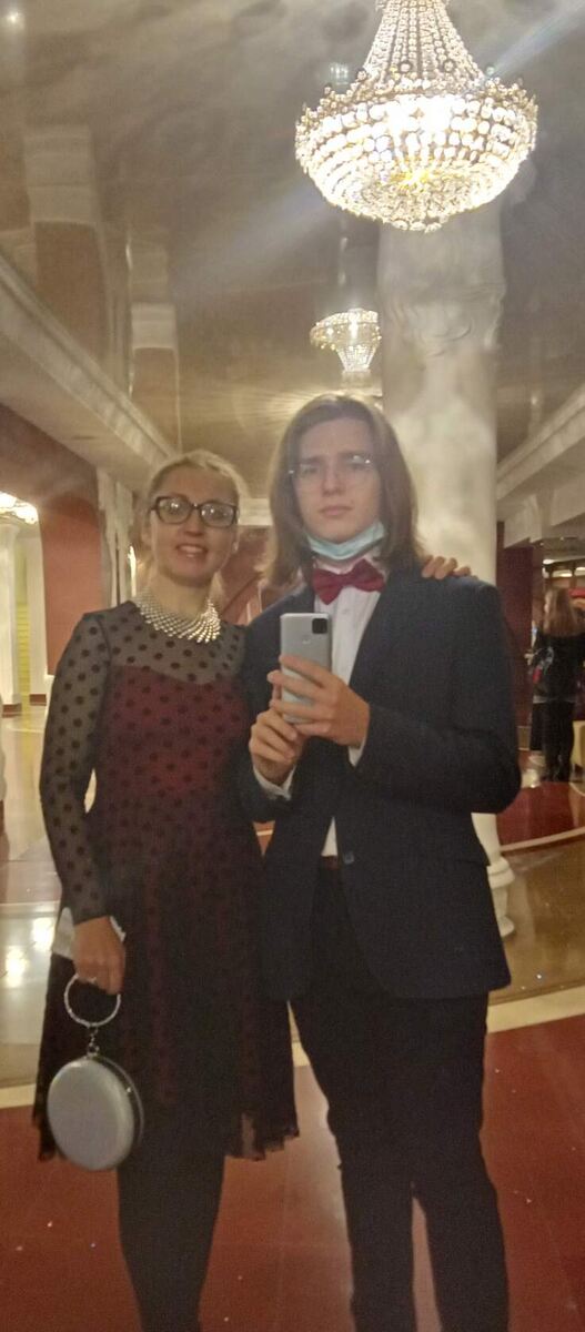 Я и мой старший сын. Скоро еду к нему в гости, в Питер. 