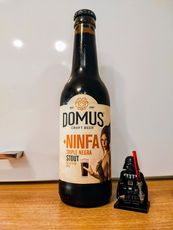 Тройной чёрный стаут. Бывает же и белый, мы знаем)))