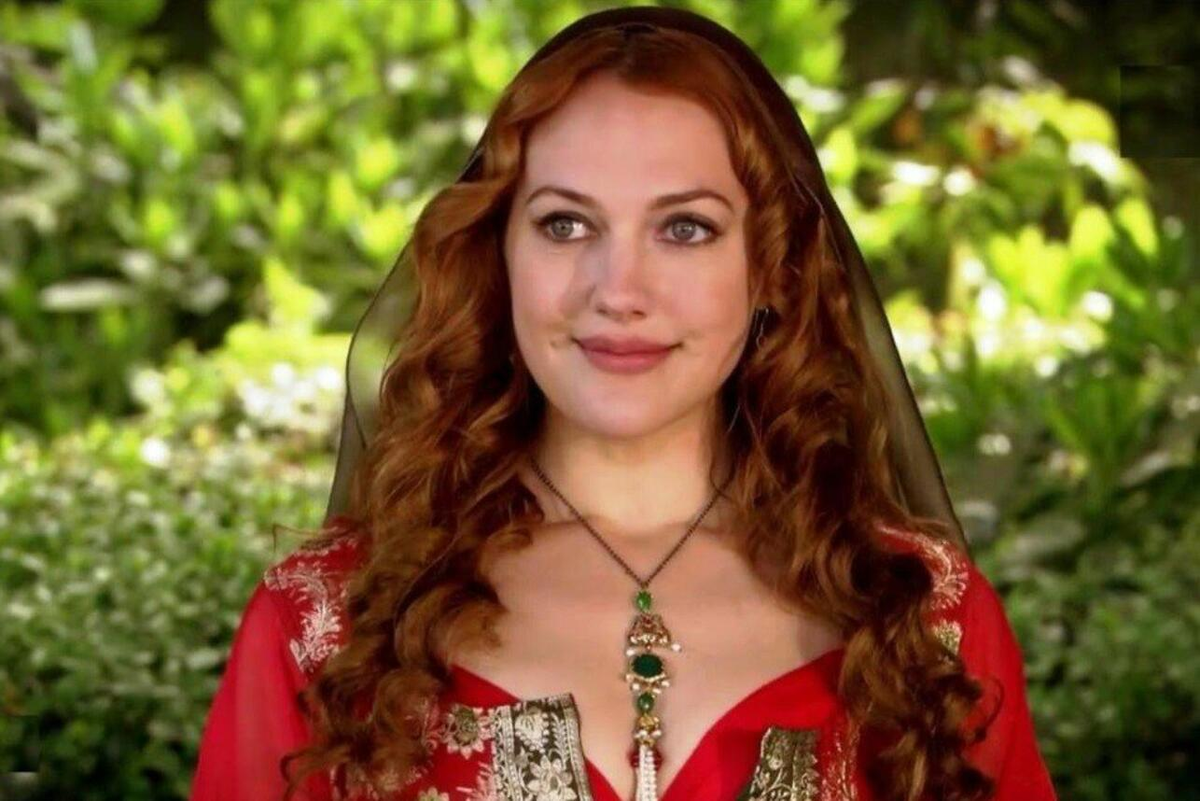 Кадр из сериала "Великолепный век"