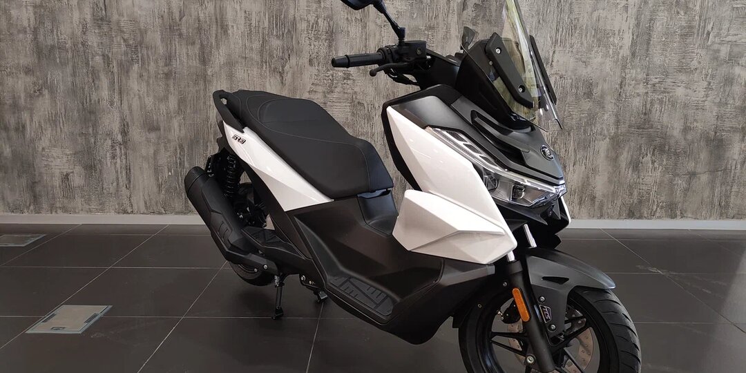 Скутеры для путешествий. 250 кубов.