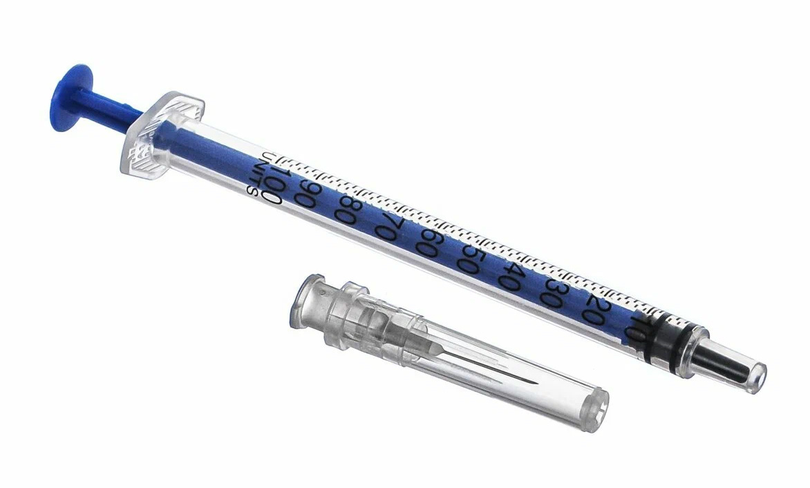 Трехкомпнентный инсулиновый шприц на 1 мл